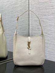 713938 22X22X10cm MT 3